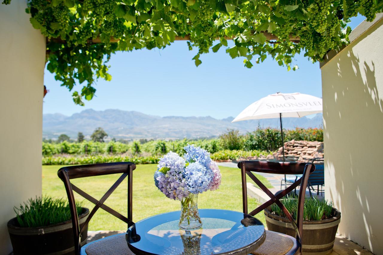 Cana Vineyard Guesthouse Paarl Exterior photo